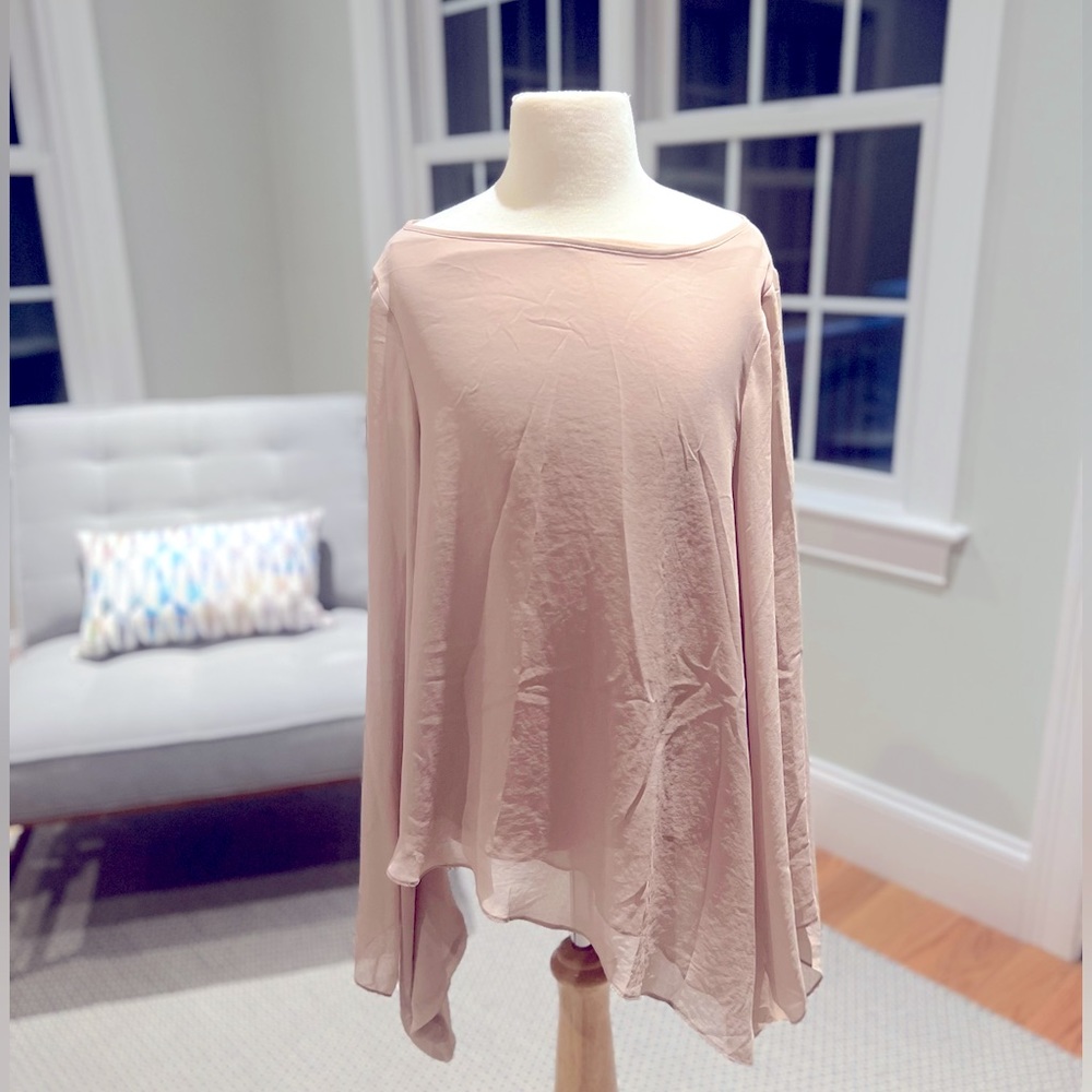 Topshop Beige blouse w/ Flow